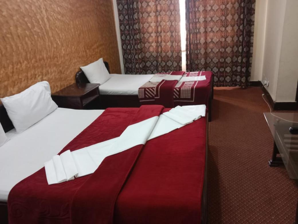 רוואלפינדי Hotel Al Badar מראה חיצוני תמונה