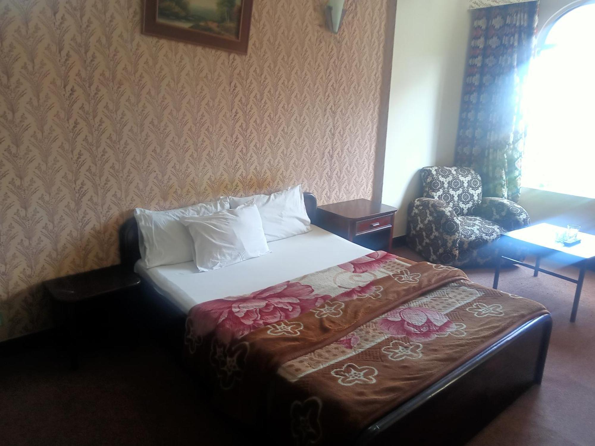 רוואלפינדי Hotel Al Badar מראה חיצוני תמונה